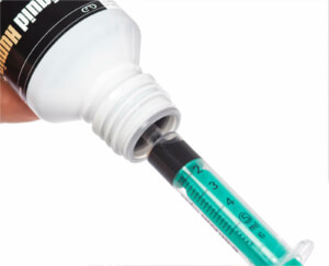 GlasGarten Liquid Humin+ :: Water Conditioner No.1 & humic substances, dosing syringe